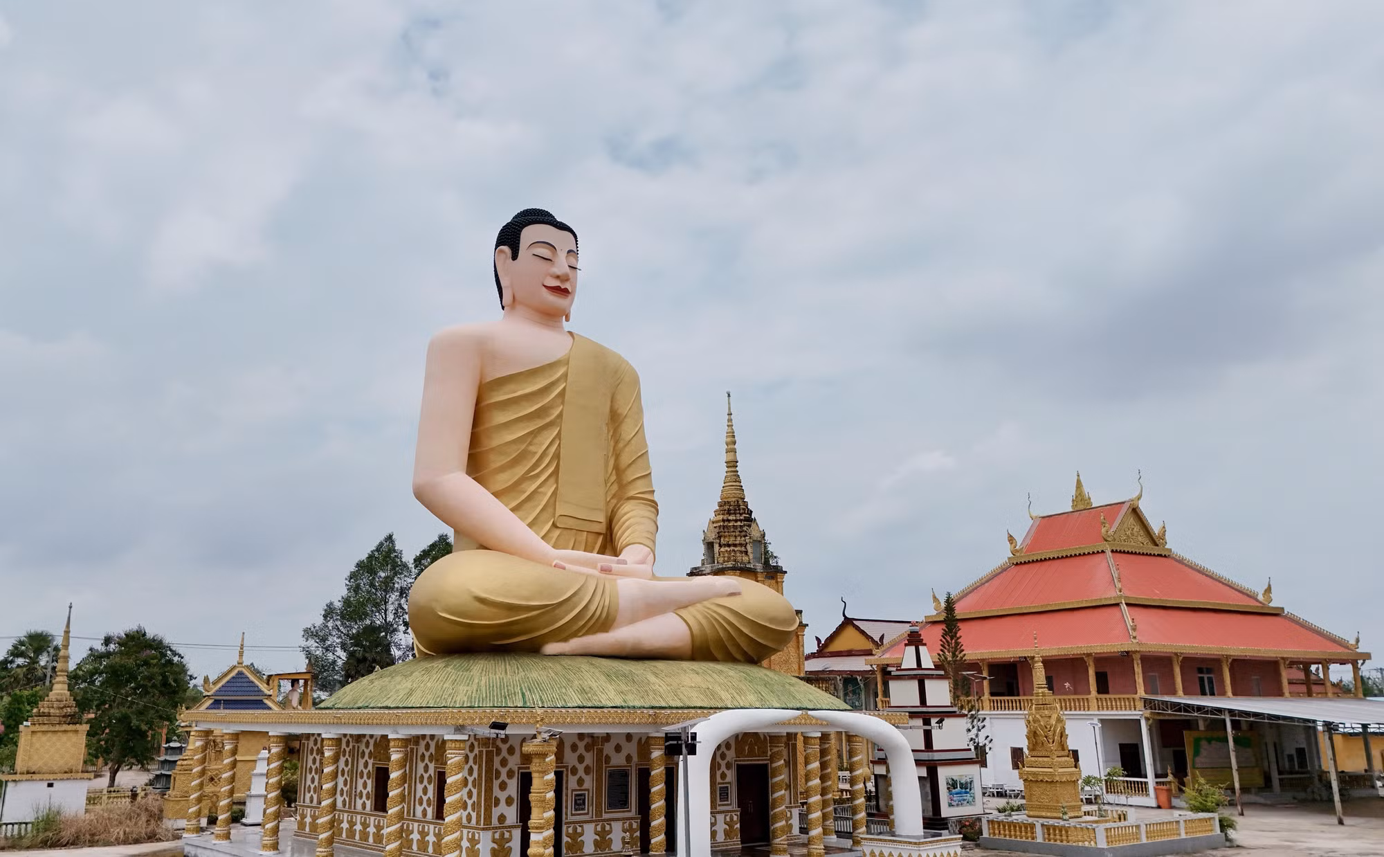 tuong-phat-chua-khmer-an-giang-13.jpg