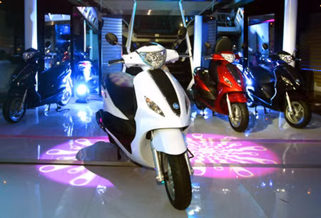 Piaggio VN trình làng xe tay ga Fly mới ảnh 1