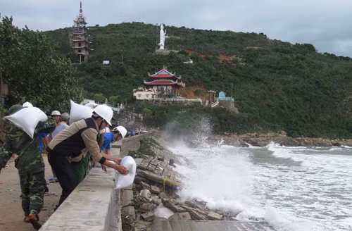 Cảnh báo lũ quét và sạt lở đất từ Hà Tĩnh đến Bình Định ảnh 1