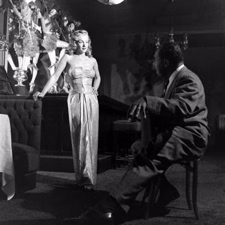 Lộng lẫy nhan sắc Marilyn Monroe tuổi 20 ảnh 8