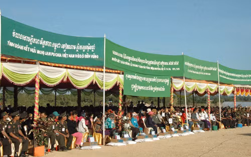 Khánh thành tượng đài anh hùng liệt sỹ Campuchia - Việt Nam ảnh 3
