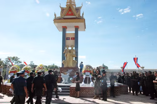 Khánh thành tượng đài anh hùng liệt sỹ Campuchia - Việt Nam ảnh 5