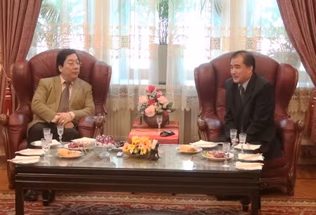 Đại sứ quán Việt tại Nga thắt chặt tình hữu nghị với Lào ảnh 1