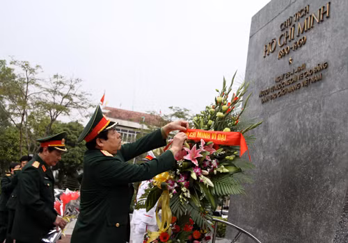 Quân đội anh hùng của dân tộc Việt Nam anh hùng ảnh 1