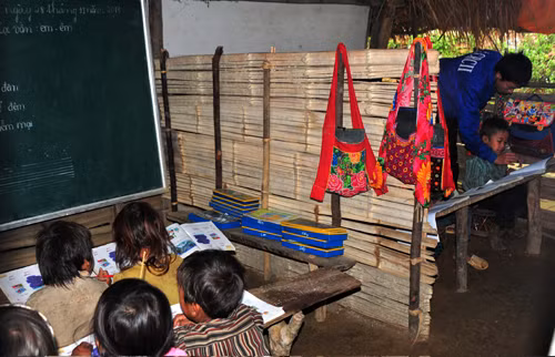 Nậm Nhùn chờ kinh phí xây trường bán trú ảnh 1