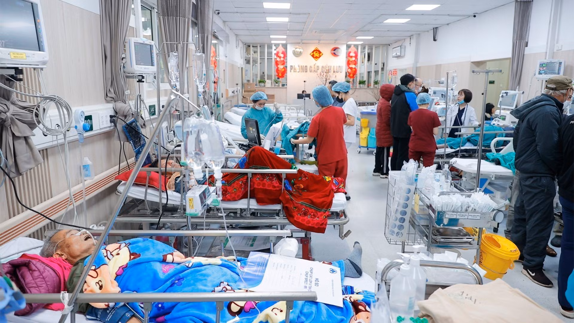 Xử trí như thế nào khi gặp người có dấu hiệu đột quỵ?