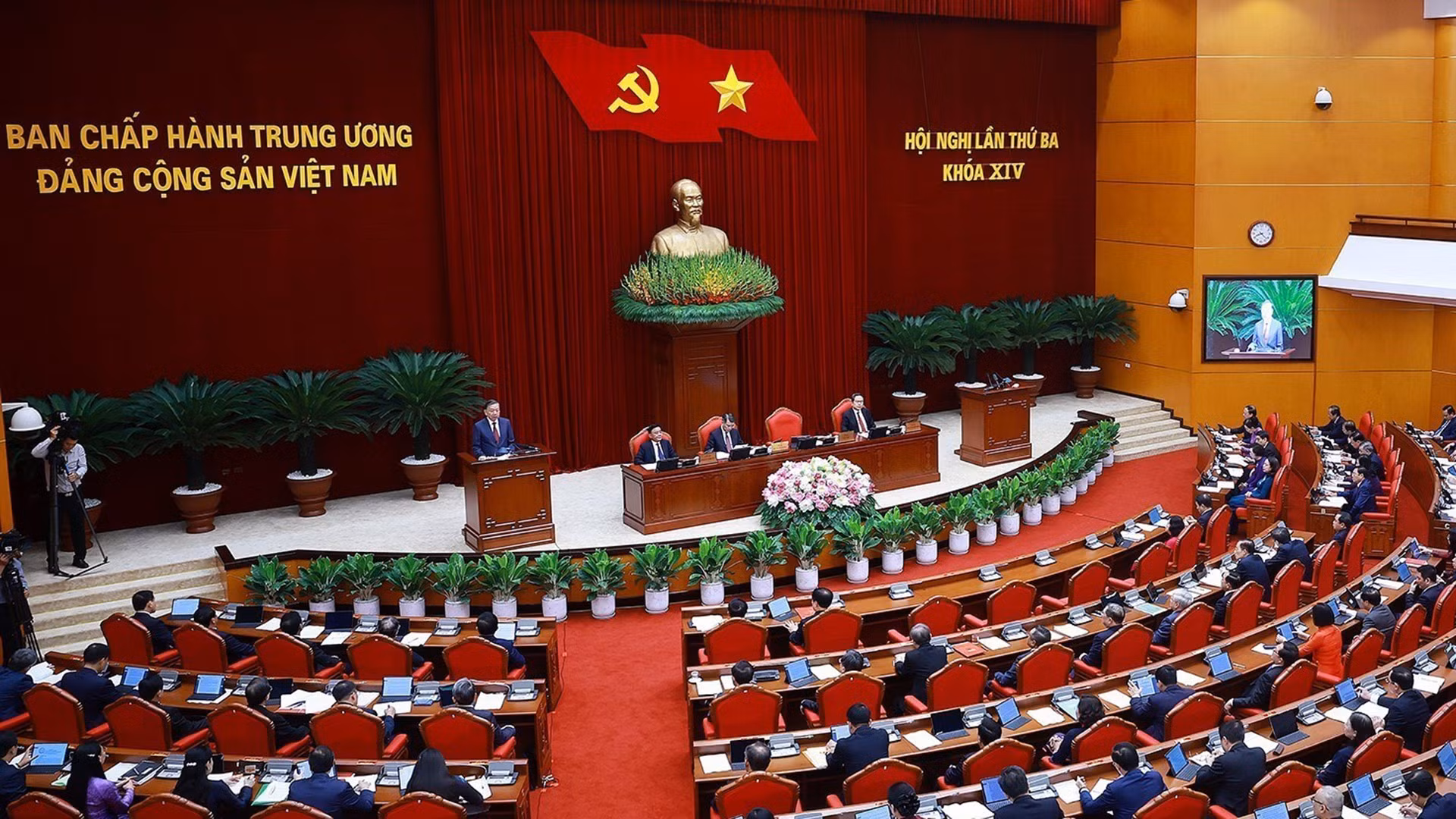Khơi thông nguồn lực, mở rộng không gian phát triển