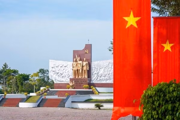 Học Bác mỗi ngày: Không ngừng xây dựng tổ chức cơ sở Đảng vững mạnh