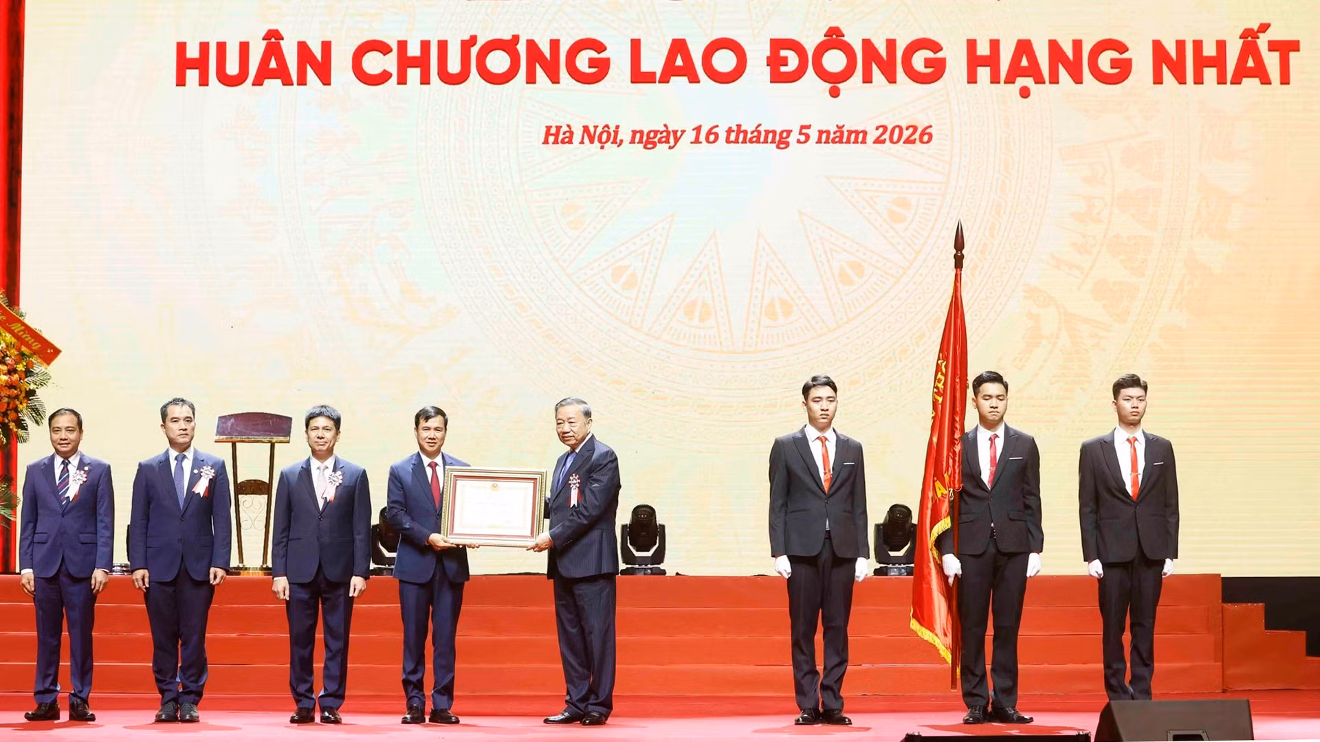 Thời sự 24h qua ảnh chiều 16/5