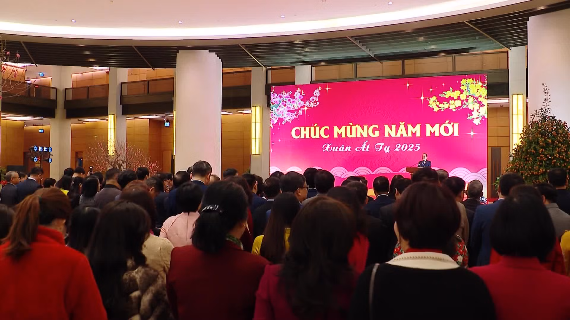 Đoàn kết, thống nhất cao, hoàn thành nhiệm vụ được giao
