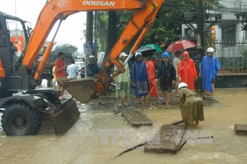 Quảng Ninh: Hủy tất cả các cuộc họp, dốc sức phòng chống mưa lũ lịch sử ảnh 1
