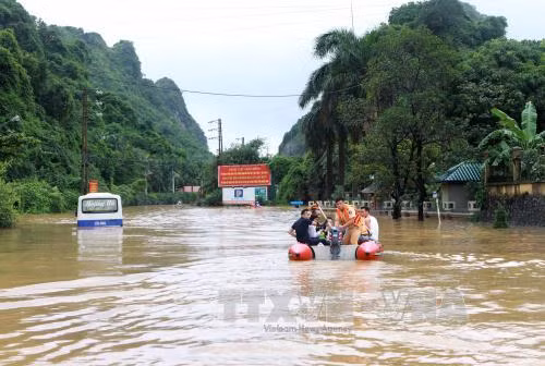 Thủ tướng Chính phủ chỉ đạo khắc phục hậu quả mưa lũ ảnh 1