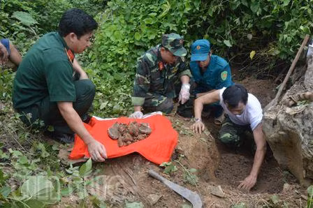 Hà Giang tổ chức truy điệu và chôn cất hài cốt liệt sĩ ảnh 1