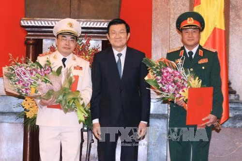 Thăng quân hàm Thượng tướng cho đ/c Bùi Quang Bền, Phương Minh Hòa ảnh 1