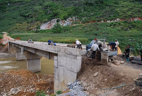Cần các chính sách đặc thù ảnh 1