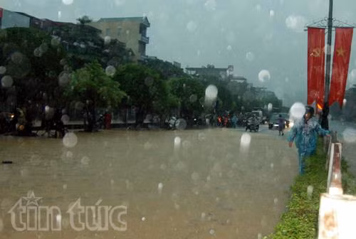 Trận mưa lớn nhất trong 40 năm ở Quảng Ninh: 12 người chết và mất tích ảnh 4