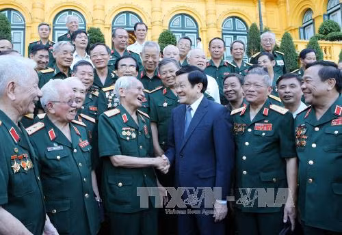 Chủ tịch nước gặp mặt Ban Liên lạc Mặt trận Tây Nguyên B3 ảnh 1