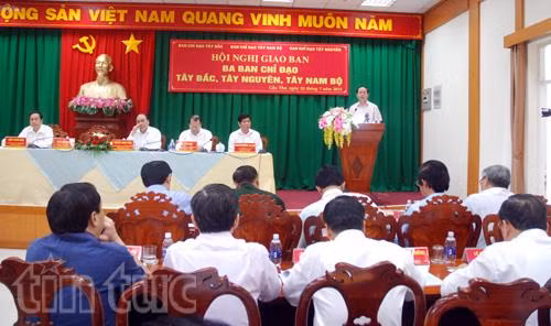 Ba vùng chiến lược tăng cường phát triển kinh tế, xóa đói giảm nghèo ảnh 2