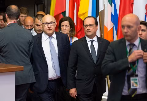 Tổng thống Pháp kêu gọi thành lập “chính phủ Eurozone” ảnh 1