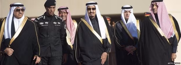Cận cảnh kì nghỉ xa hoa của Vua Saudi Arabia ảnh 1