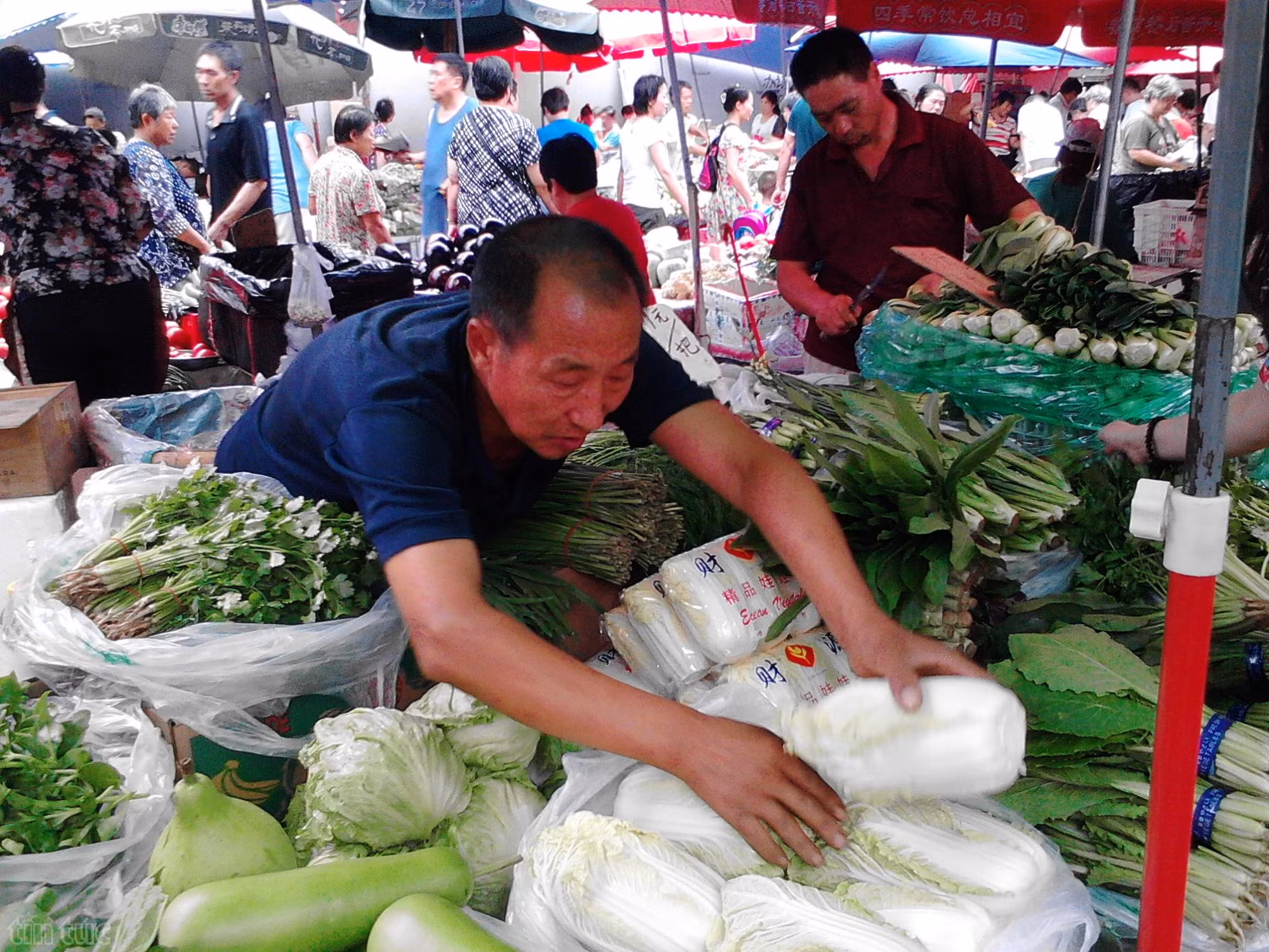 Chợ ở Trung Quốc - Nơi phụ nữ lép vế trước đàn ông ảnh 10