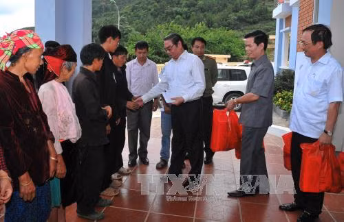 Đồng chí Lê Hồng Anh thăm và làm việc tại Hà Giang ảnh 1