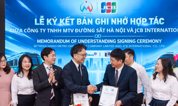 Thúc đẩy thanh toán không dùng tiền mặt trên đường sắt đô thị Hà Nội