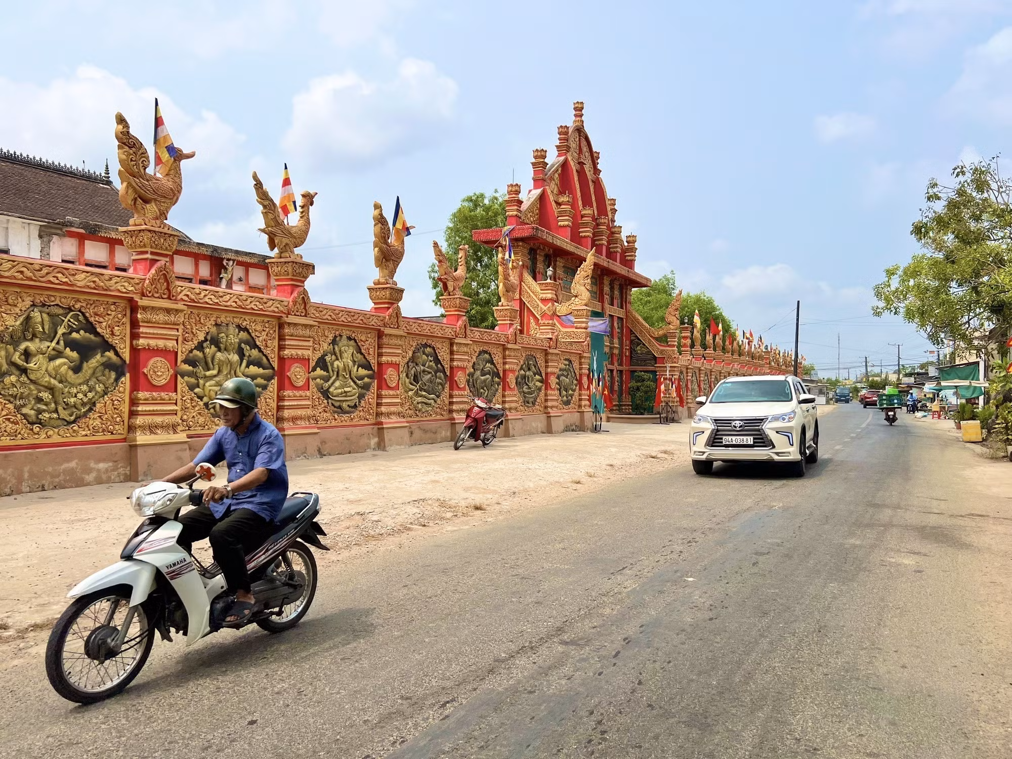 potal-dong-bao-khmer-bac-lieu-chung-suc-xay-dung-que-huong-7990471.jpg