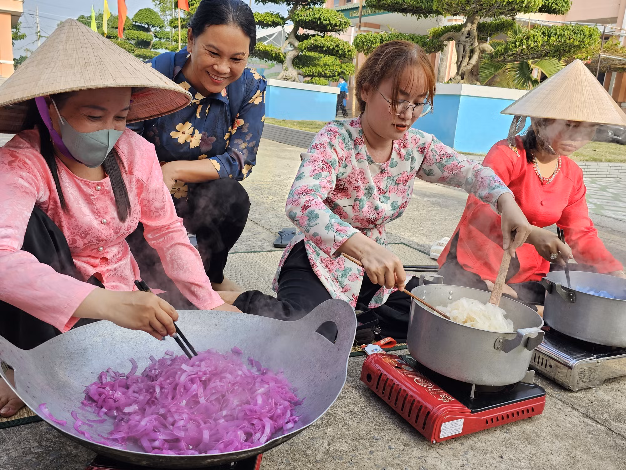potal-huong-xuan-noi-xu-dua-7832968.jpg