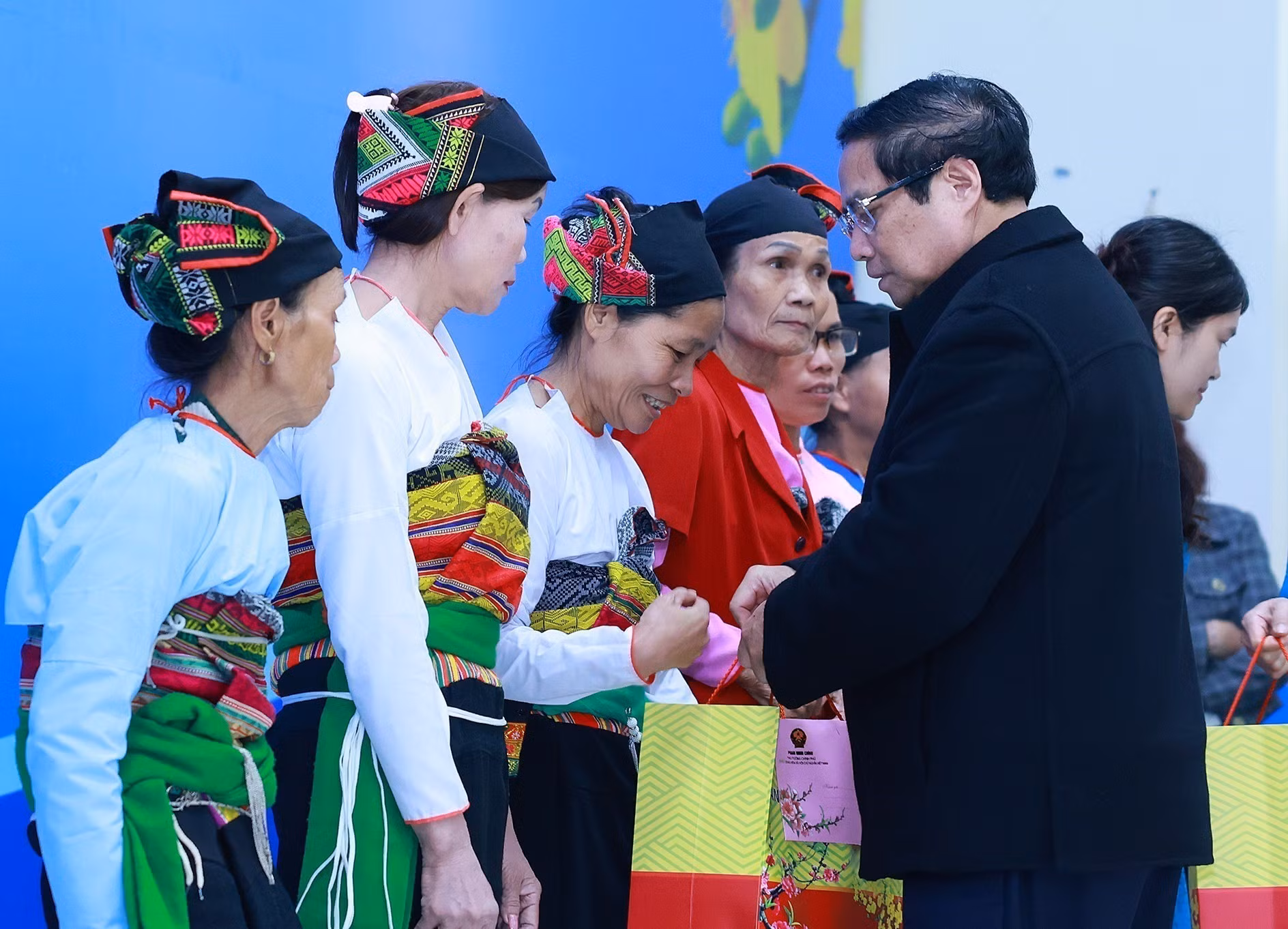 potal-thu-tuong-pham-minh-chinh-chuc-tet-tai-thanh-hoa-7827829.jpg