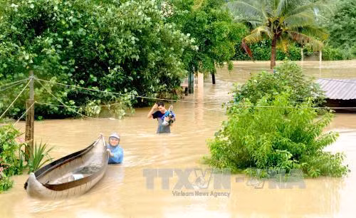 Mưa lũ tại Bình Định làm 2 người chết, thiệt hại hơn 100 tỷ đồng ảnh 1