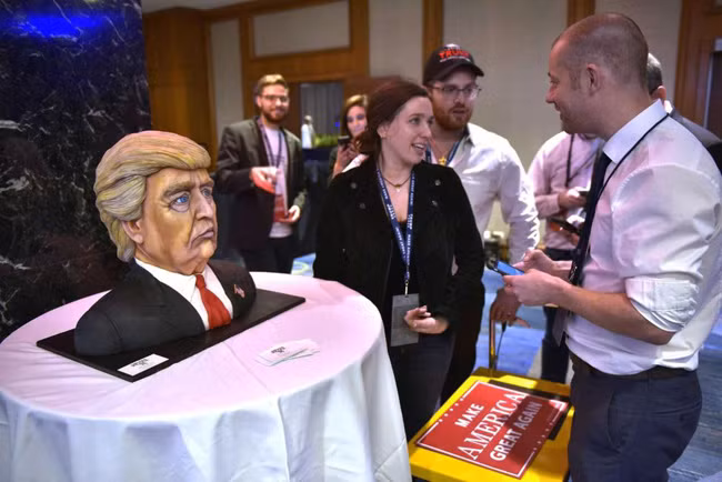 Phe Cộng hòa sớm reo hò mừng chiến thắng của ông Trump ảnh 9