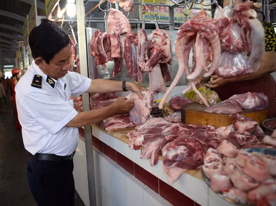 Phạt tiền nặng hơn với vi phạm an toàn thực phẩm ảnh 1