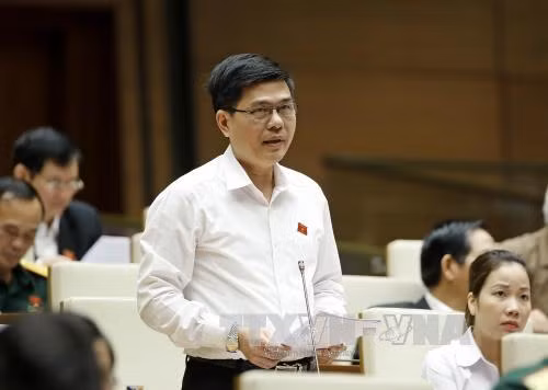 Giám sát chặt nợ công, hài hòa đầu tư trung hạn ảnh 1