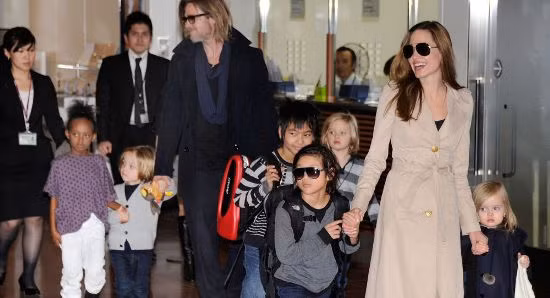 Angelina Jolie và Brad Pitt đạt thỏa thuận về quyền nuôi con ảnh 1