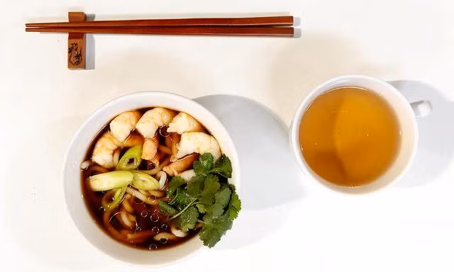 Đa dạng món ăn trong thực đơn của bệnh viện trên khắp thế giới ảnh 10