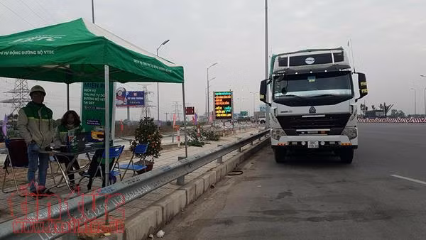 Thanh toán thu phí điện tử, giảm ùn tắc qua trạm BOT ảnh 2