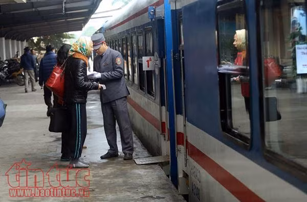 Đường sắt Hà Nội tăng cường nhiều tàu Tết chạy tuyến phía Nam ảnh 1
