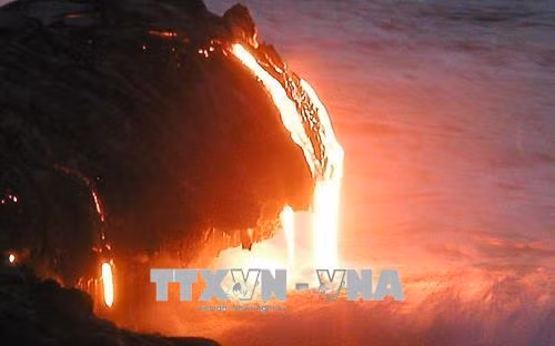Mỹ cảnh báo nguy cơ núi lửa phun trào dữ dội hơn tại Hawaii ảnh 1