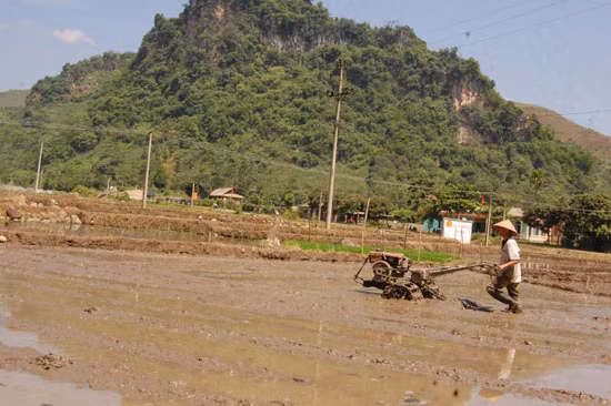  'Chông chênh' công tác giảm nghèo bền vững ảnh 2
