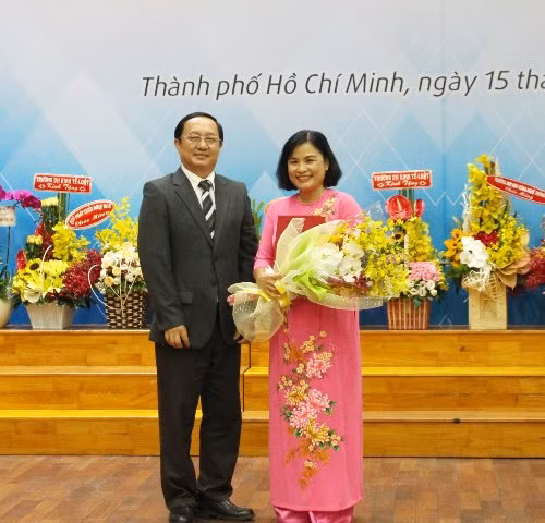 Trường ĐH Khoa học Xã hội và Nhân văn có nữ hiệu trưởng đầu tiên sau hơn 60 năm ảnh 1
