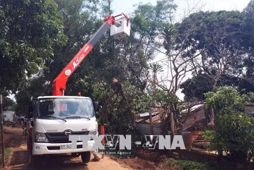 Khắc phục hậu quả trận mưa kèm lốc xoáy tại thành phố Kon Tum ảnh 1