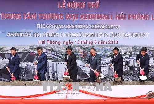Thủ tướng Nguyễn Xuân Phúc thị sát một số công trình trọng điểm tại Hải Phòng ảnh 1