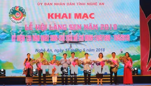 Nghệ An khai mạc Lễ hội Làng Sen 2018 ảnh 3