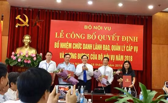 Bộ Nội vụ bổ nhiệm lãnh đạo cấp Vụ hai ngày sau thi tuyển ảnh 1