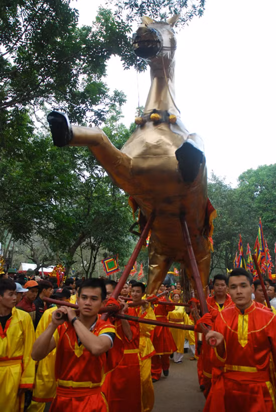 Hội Gióng đền Sóc tưng bừng khai mạc ảnh 5