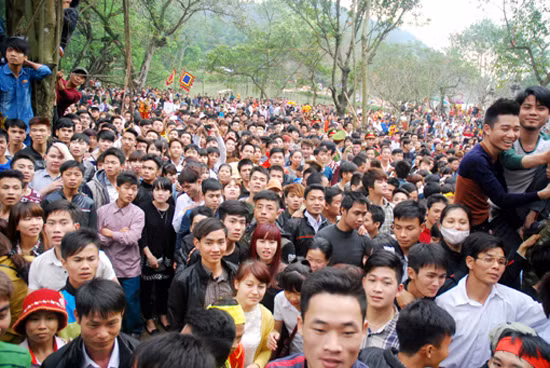 Hội Gióng đền Sóc tưng bừng khai mạc ảnh 14