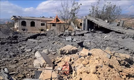 Cảnh tượng hoang tàn sau cuộc dội bom đồng loạt của Israel xuống Gaza, Liban