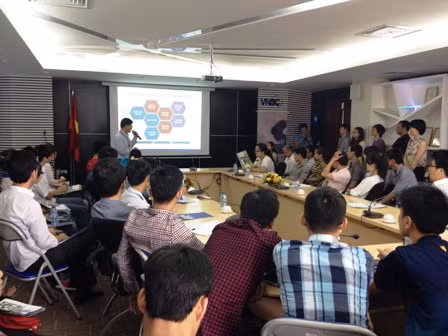 Đa dạng hoạt động mừng ngày Khoa học Công nghệ đầu tiên ảnh 4