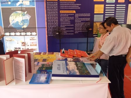 Đa dạng hoạt động mừng ngày Khoa học Công nghệ đầu tiên ảnh 5